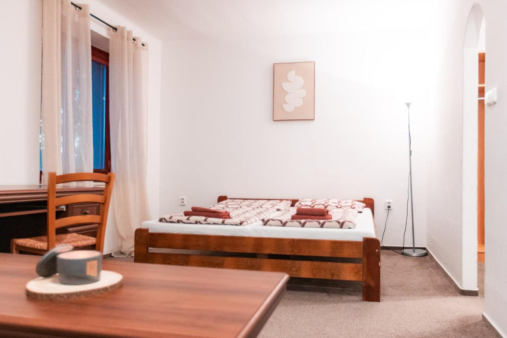 Hotel Rozkos Česká Skalice Dış mekan fotoğraf