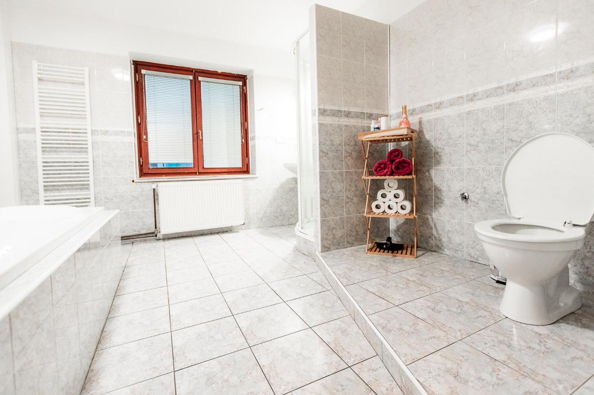 Hotel Rozkos Česká Skalice Dış mekan fotoğraf